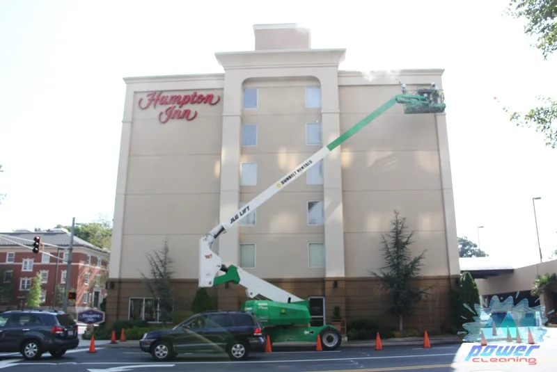Sidewalk pressure washing in Metro Atlanta