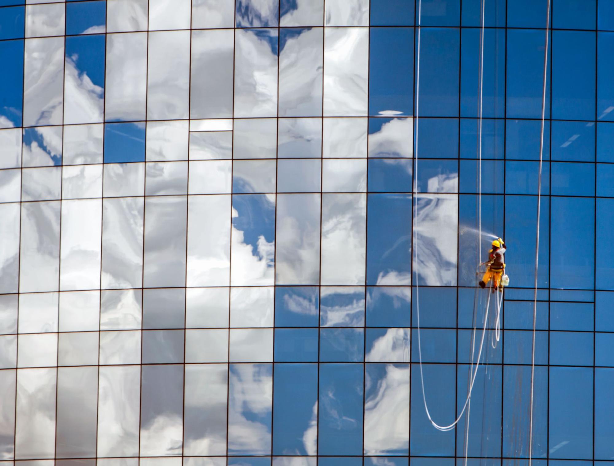 Read more about the article How Weather Conditions Affect High Rise Window Cleaning